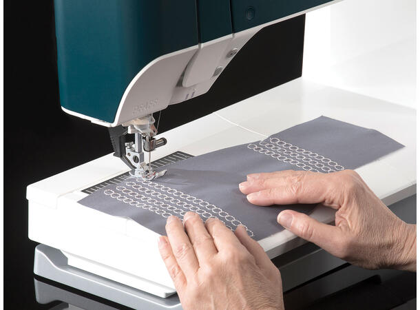 DEMO: Pfaff Performance Icon  Symaskin Elektronisk symaskin 