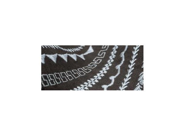 DEMO: Pfaff Ambition™ 630 Symaskin Som ny, Garanti. 