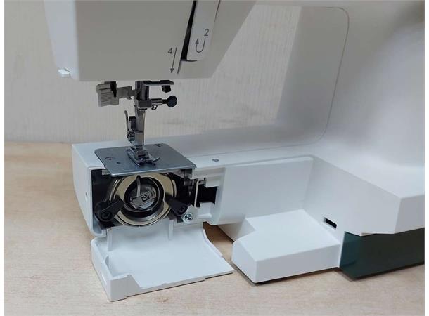 Janome 1522 Raud Mekanisk symaskin, stort syrom. 