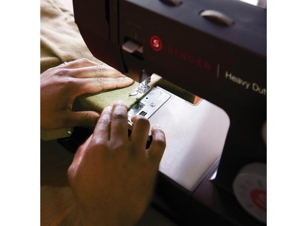 Singer Heavy Duty 4432 BLACK LE Kraftig symaskin. 