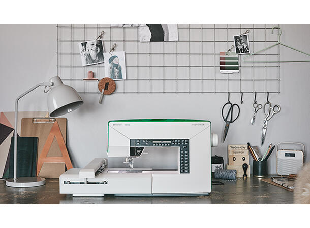 KUPP: Husqvarna Designer Jade 35 Sy/Bro Sy-/Broderi maskin inkl. broderimodul 