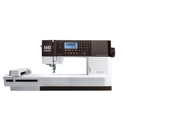 Pfaff Ambition 640 inkl. Jubileumspakke Leverast med broderimodul+Jubileumspakke 
