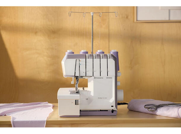 NYHEIT: Husqvarna AMBER AIR S300 Overloc KAMPANJE TIL 1.3.26. LUFT-TREDING! 